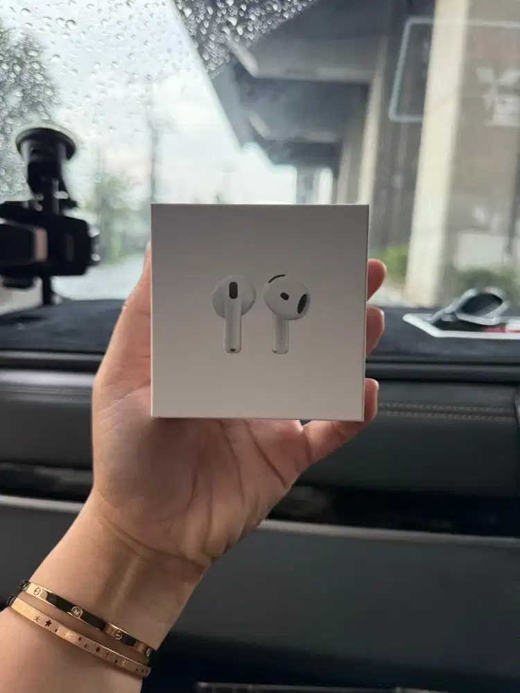 AirPods 4th Generation