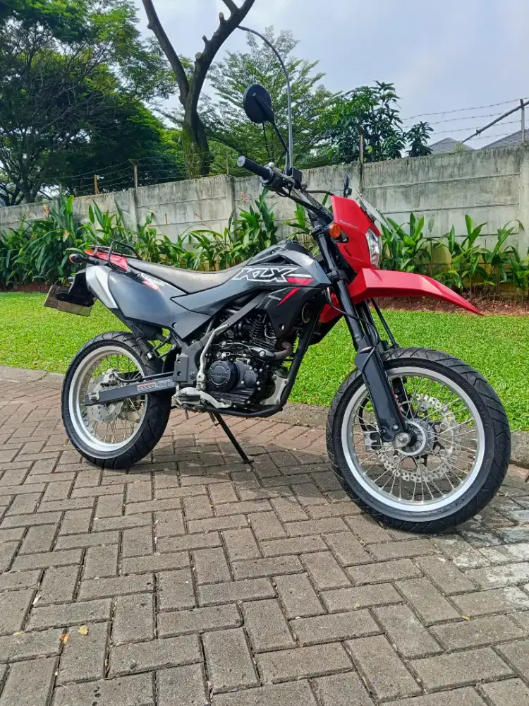 Kawasaki KLX SM SUPERMOTO THN 2024