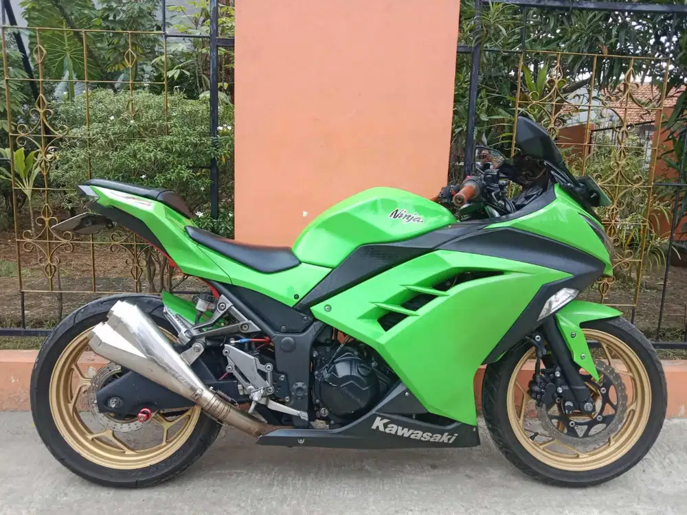 Kawasaki ninja 250 fi th 2016 tinggal gass