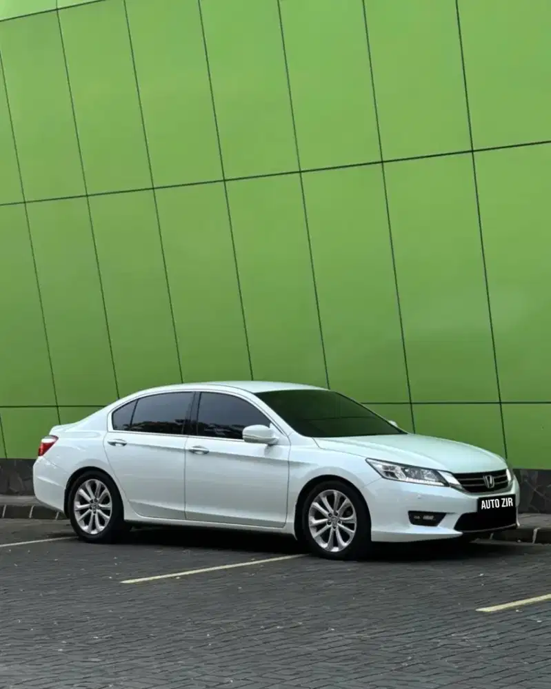 CashCreditSama Honda Accord vtiL 2015 putih