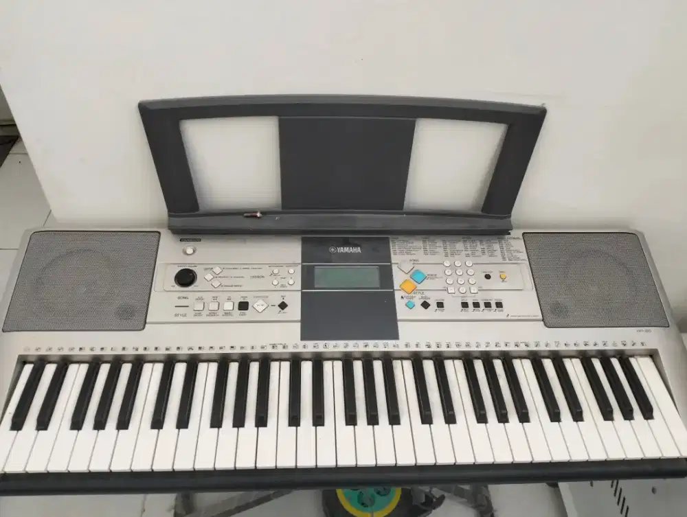 Keyboard YPT 320