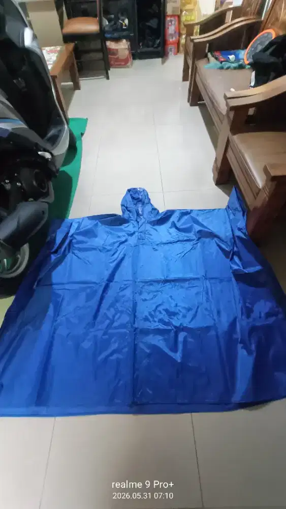 Jas Hujan Ponco