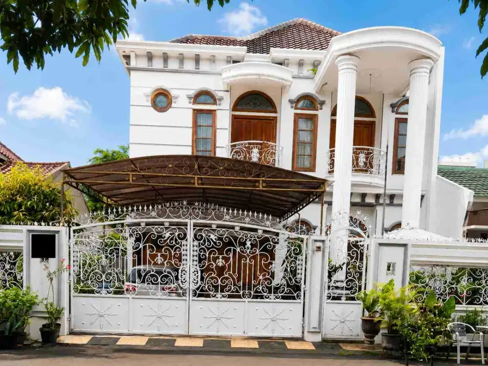 Rumah Besar Dan Kokoh Model Classic Harga Menarik Di Petukangan Selatan