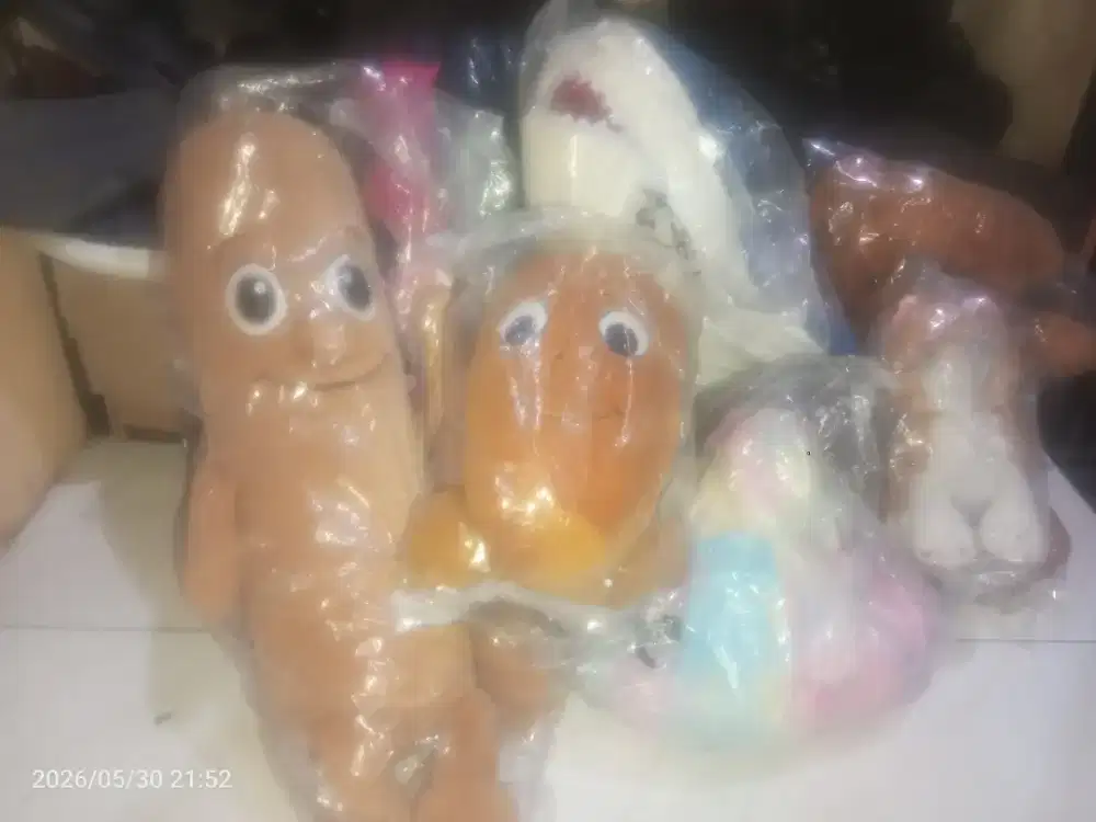 Boneka bekas kondisi like new