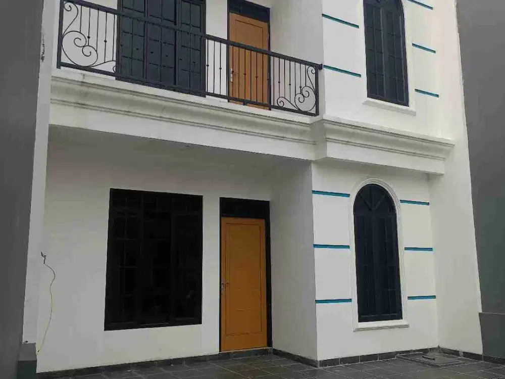 rumah siap huni 2 carport belakang RS harapan bunda pasar rebo