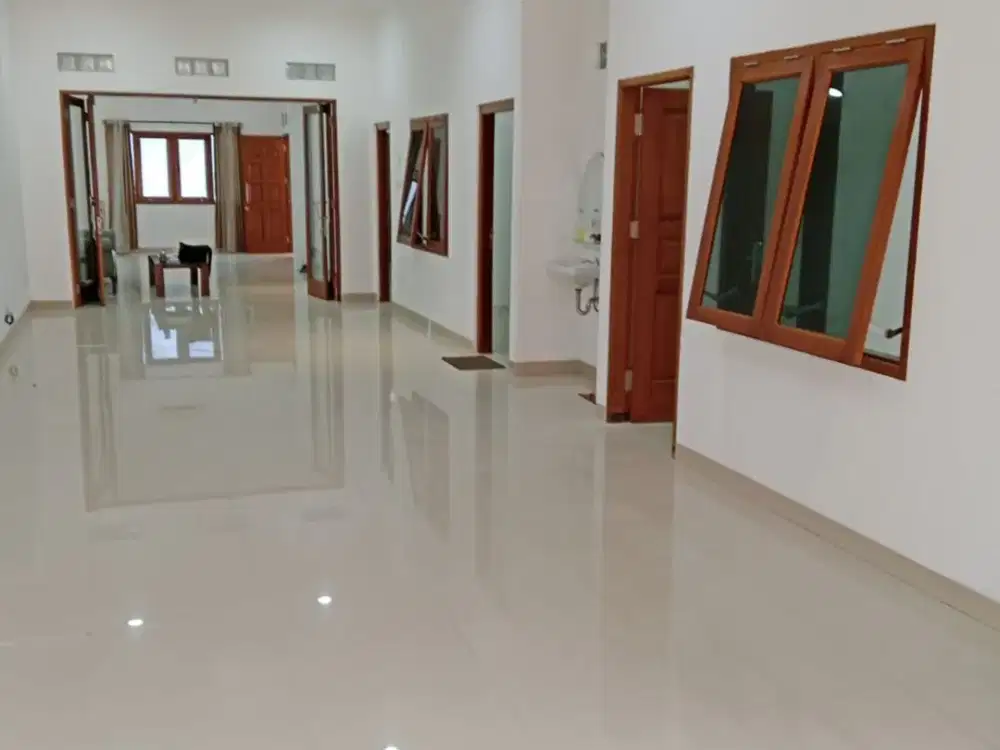 Rumah di Sewakan di Cipete