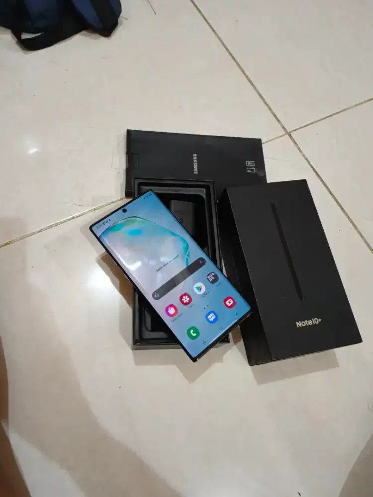 Samsung Note 10+ 12/512 Sein fullset No Hf, mlus 95%, lncar jyaa