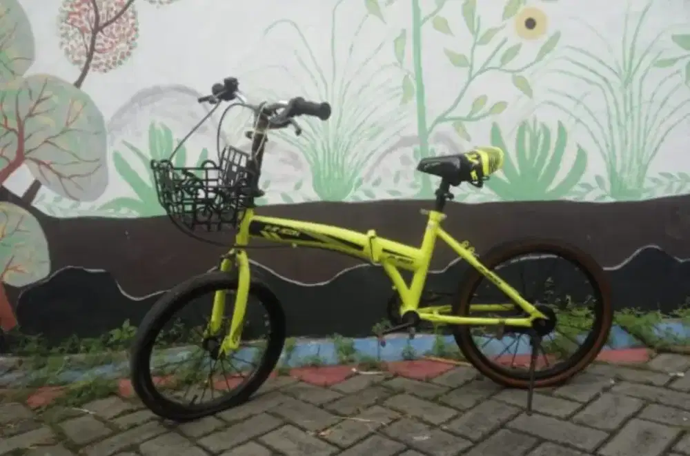Sepeda lipat anak