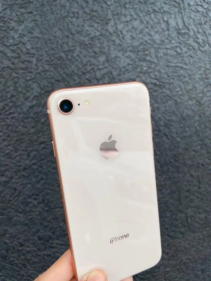 iPhone 8 64GB Gold Good Condition All Operator