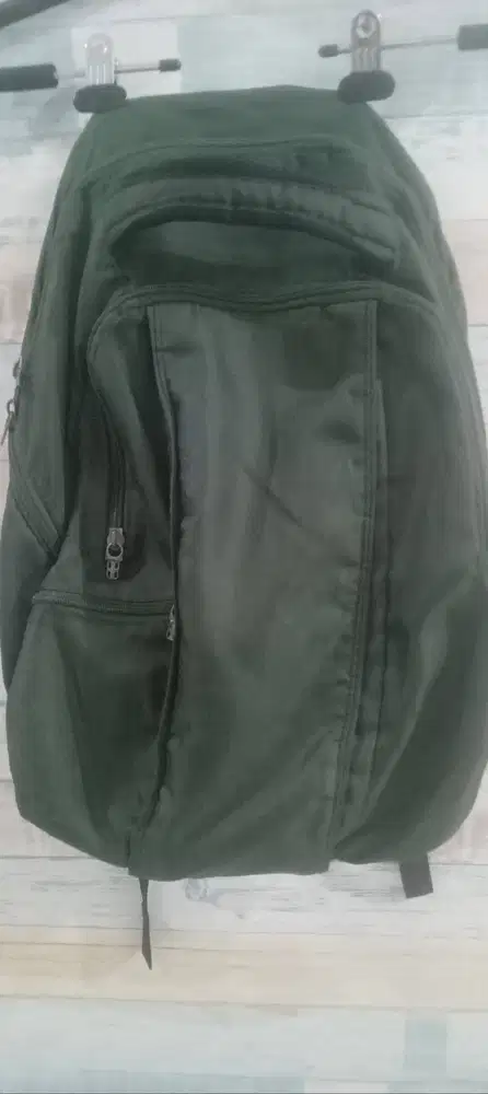 Tas Back Pack Merk American Tourister