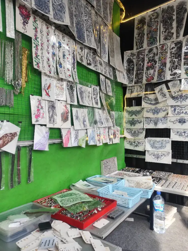 Di cari karyawan cewe atau cowo