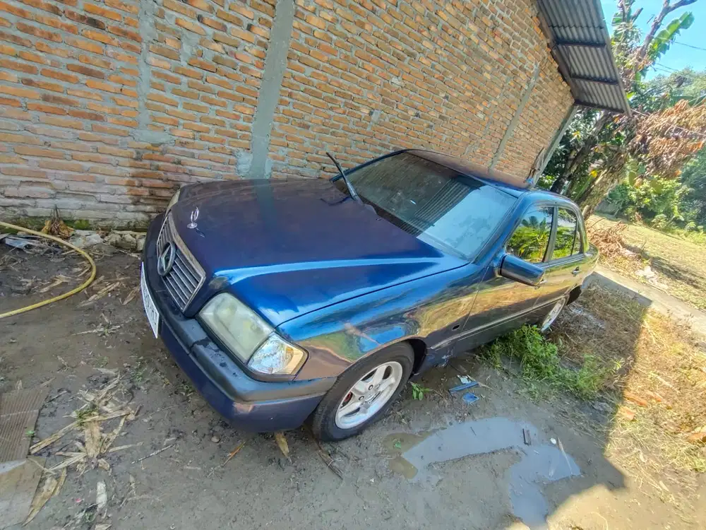 Mercedes-Benz C230 1997 Bensin