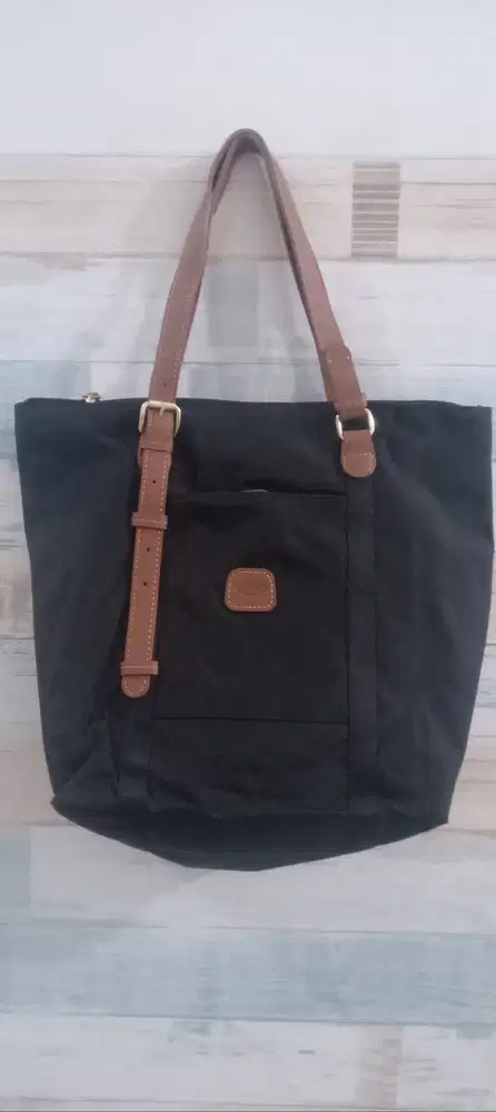 Tas Merk Bricks
