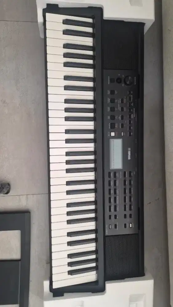 Keyboard piano yamaha PSR E383