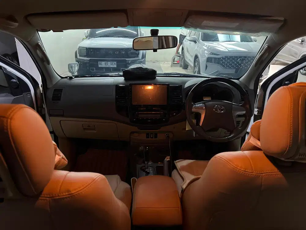 Toyota Fortuner 2012 Bensin