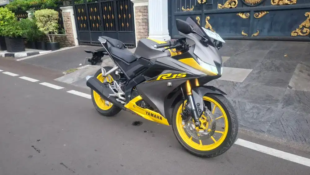 YAMAHA R15 V3 2019 GRESS