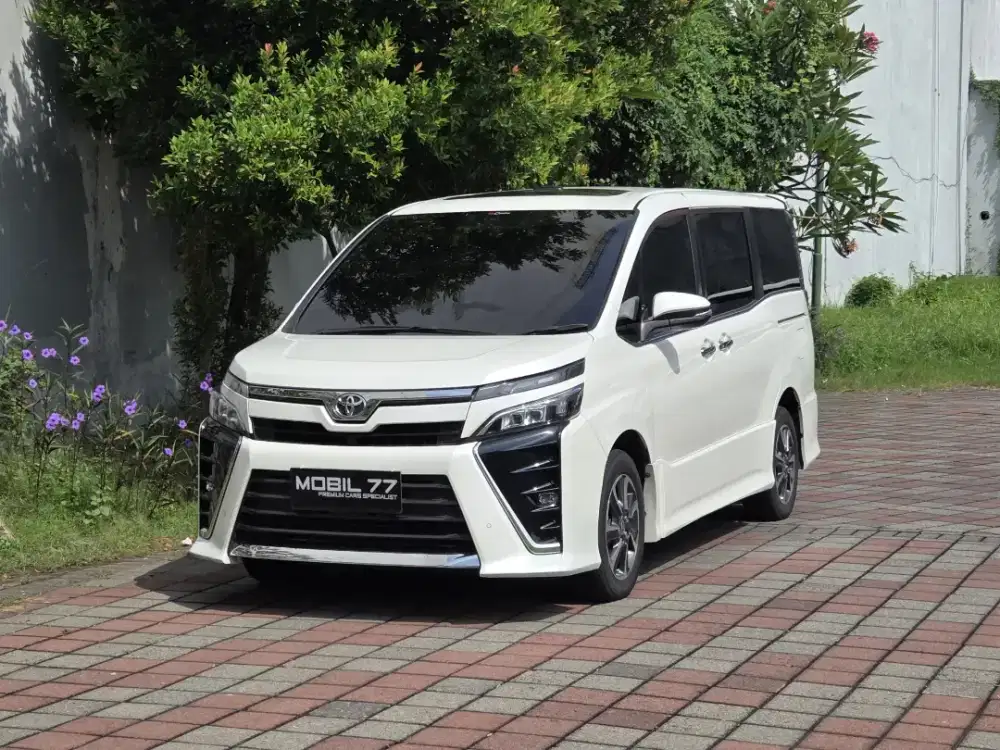 Toyota Voxy 2.0L 50 Anniversary Tahun 2021