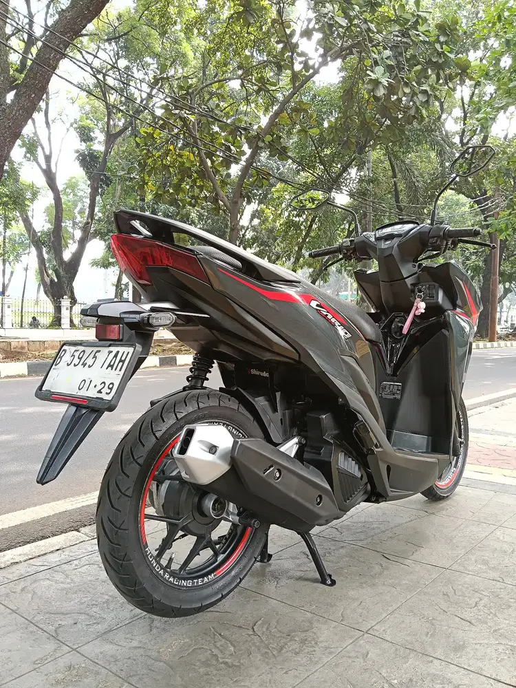 DIJUAL CASH NEW HONDA VARIO 125 CBS ISS THN 2018 PJK IDUP SIAP PAKAI
