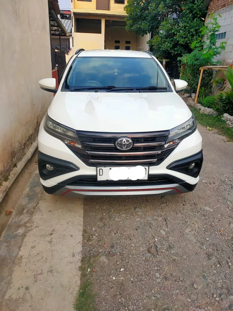 Toyota Rush 2018 Bensin