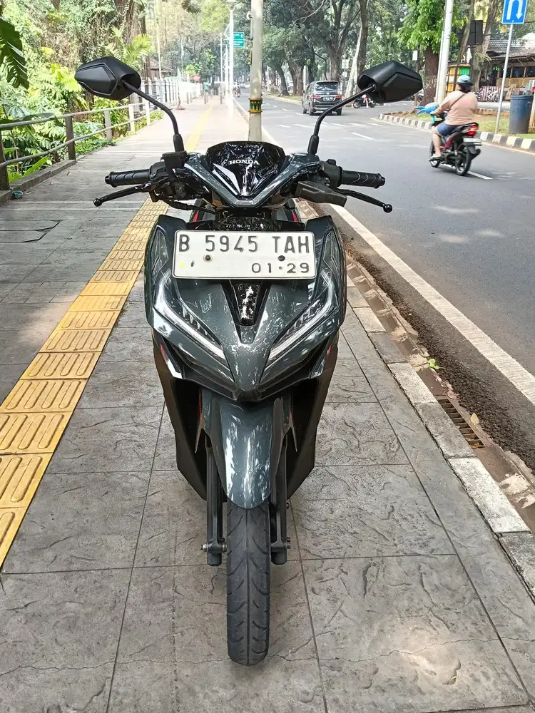 DIJUAL CASH NEW HONDA VARIO 125 CBS ISS THN 2018 PJK IDUP SIAP PAKAI