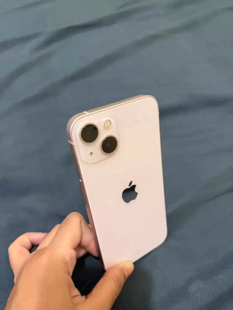 iPhone 13 128GB iBox
