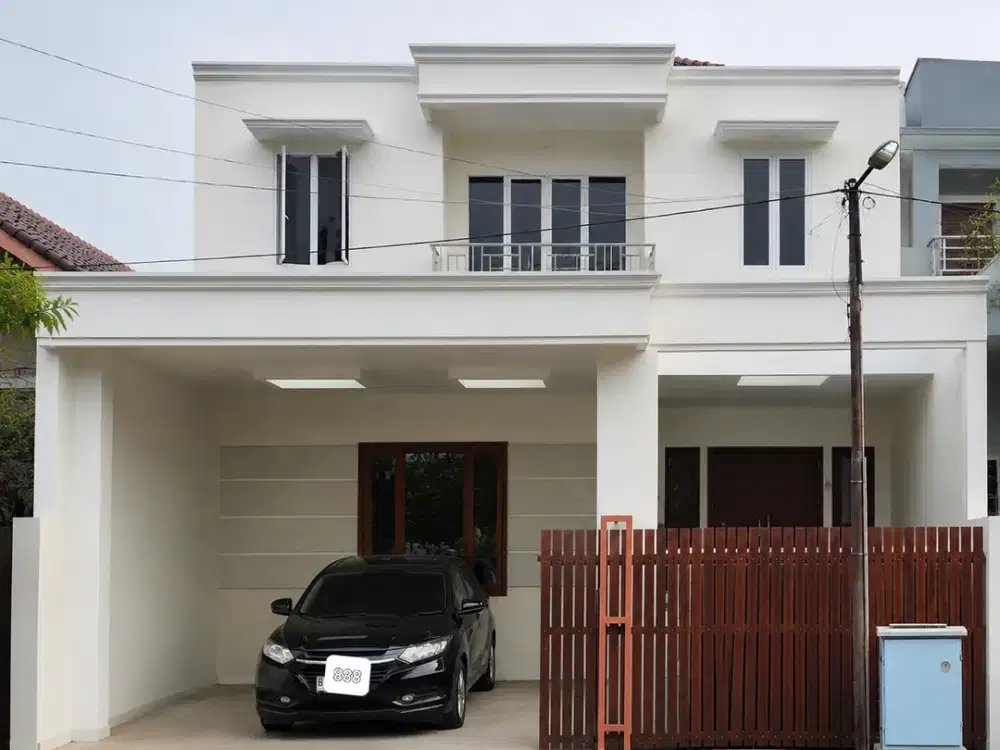 Dijual Rumah Bagus Depan Pakuwon Mall Bekasi Barat