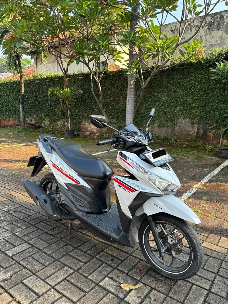 Honda Vario 125 CBS ISS km32rb low pjk on