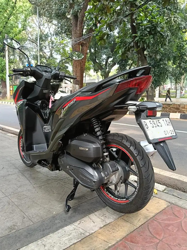 DIJUAL CASH NEW HONDA VARIO 125 CBS ISS THN 2019 PJK IDUP SIAP PAKAI