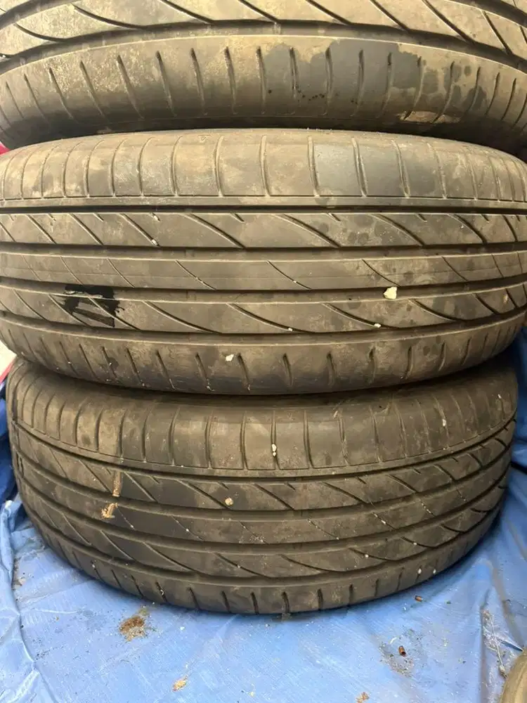 Ban Maxxis 225/45/R19