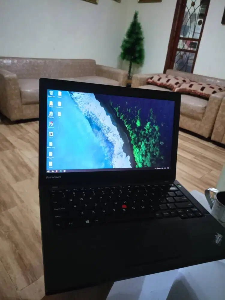 Lenovo ThinkPad X240 | i5 Gen 4 | RAM 8GB | SSD 256GB | Siap Pakai