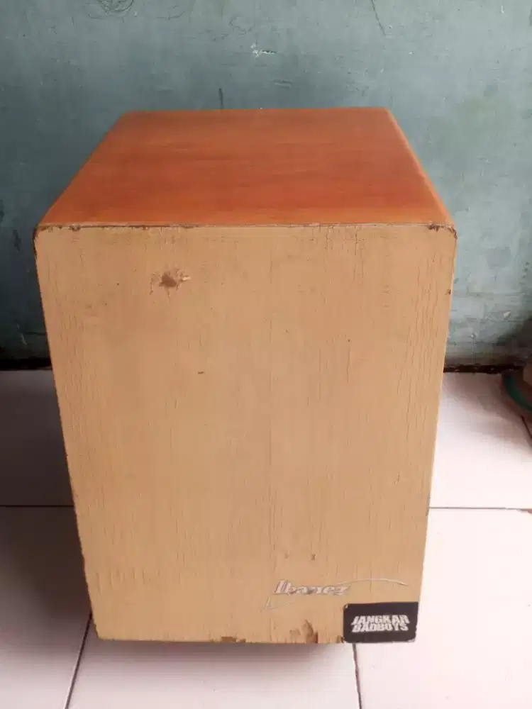 Alat musik Cajon