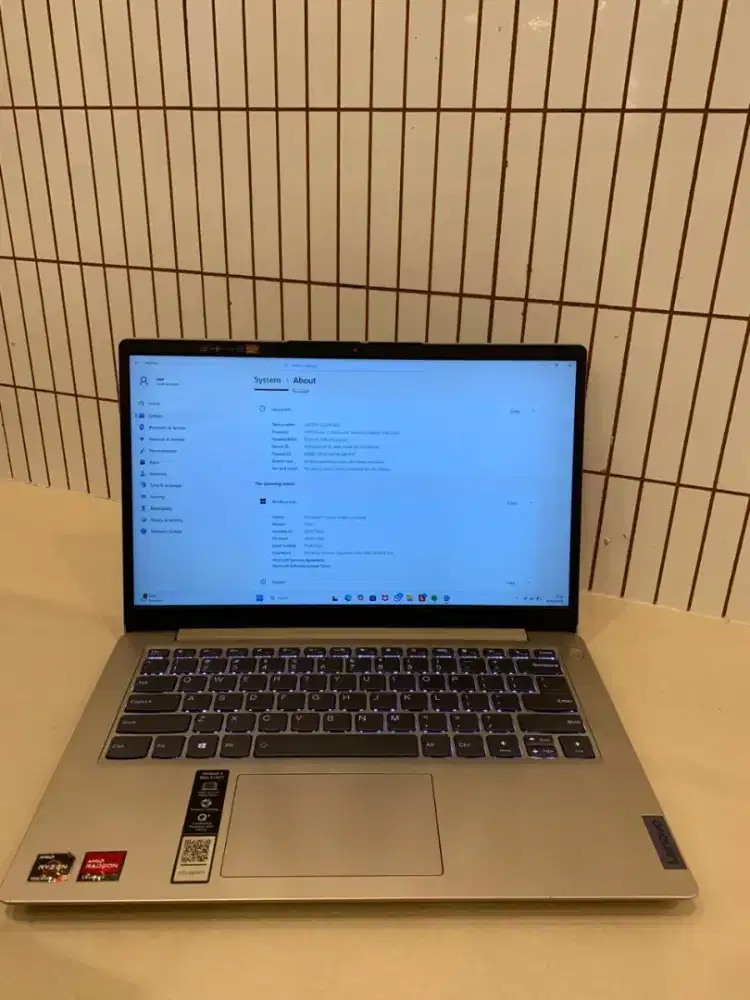 Lenovo Ideapad slim 3 AMD Ryzen