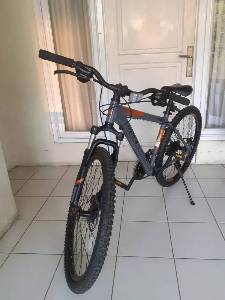 Polygon Monarch M3 Tahun 2023