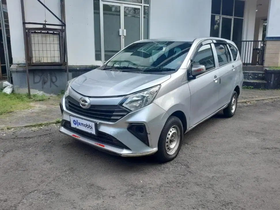 Like New - Daihatsu Sigra 1.0 D Bensin-MT 2022 Silver