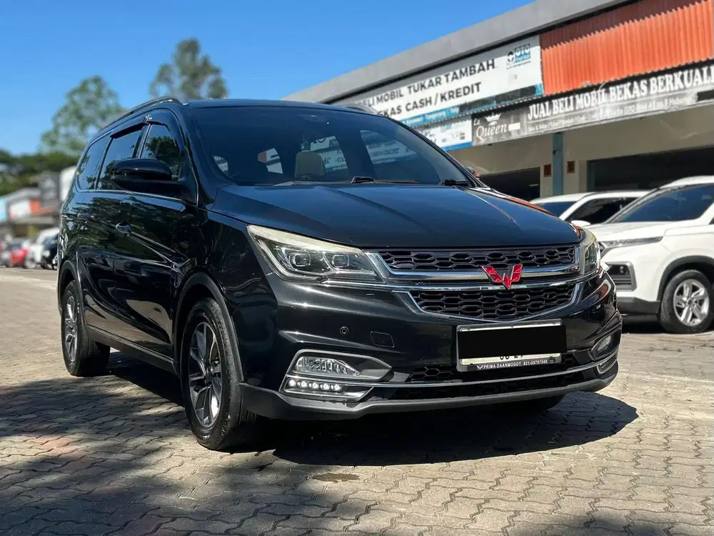 WULING CORTEZ 1.5 LT LUX+ CVT MATIC 2019 HITAM SUNROOF
