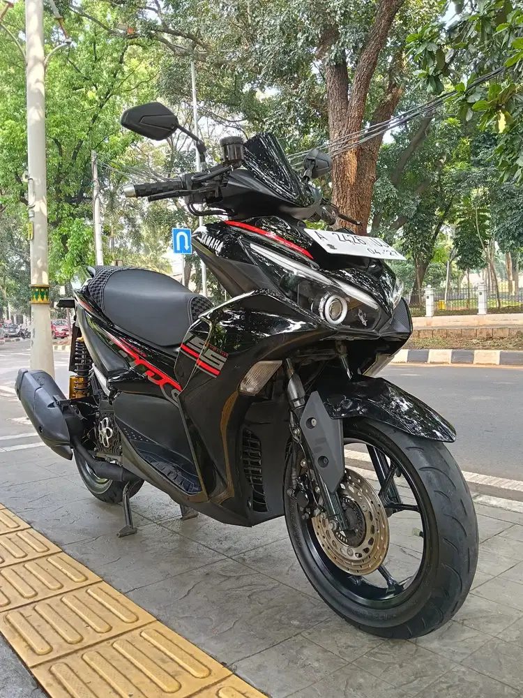 DIJUAL CASH NEW YAMAHA AEROX CONNECTED THN 2022 PJK TELAT BULAN