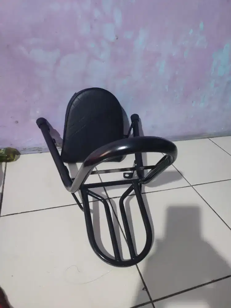 Jual senderan belakang motor ADV