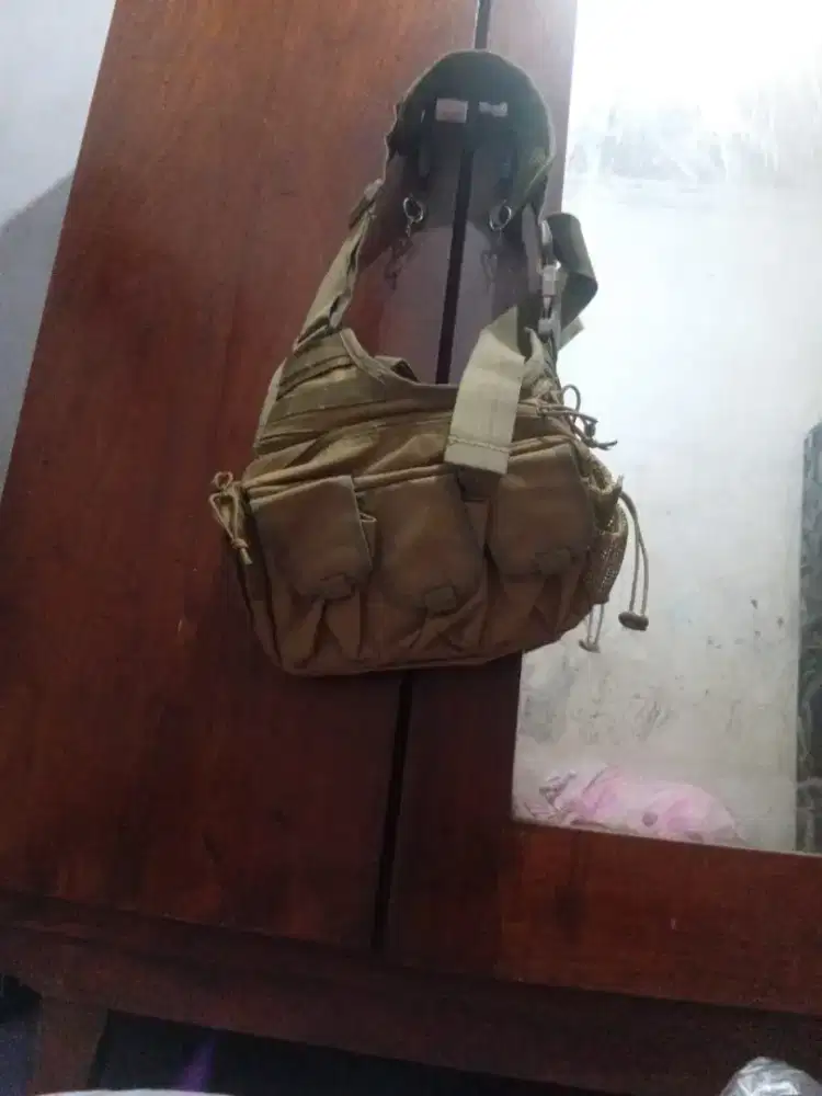 Tas knight silver