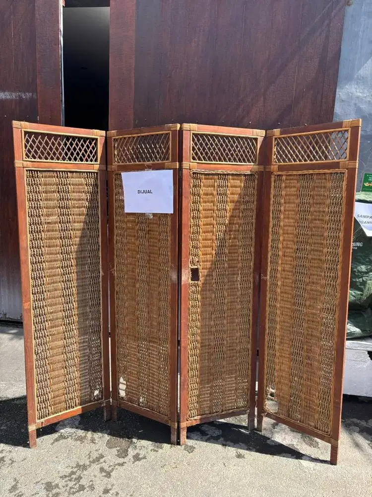 Jual sketsel rotan masih layak pakai