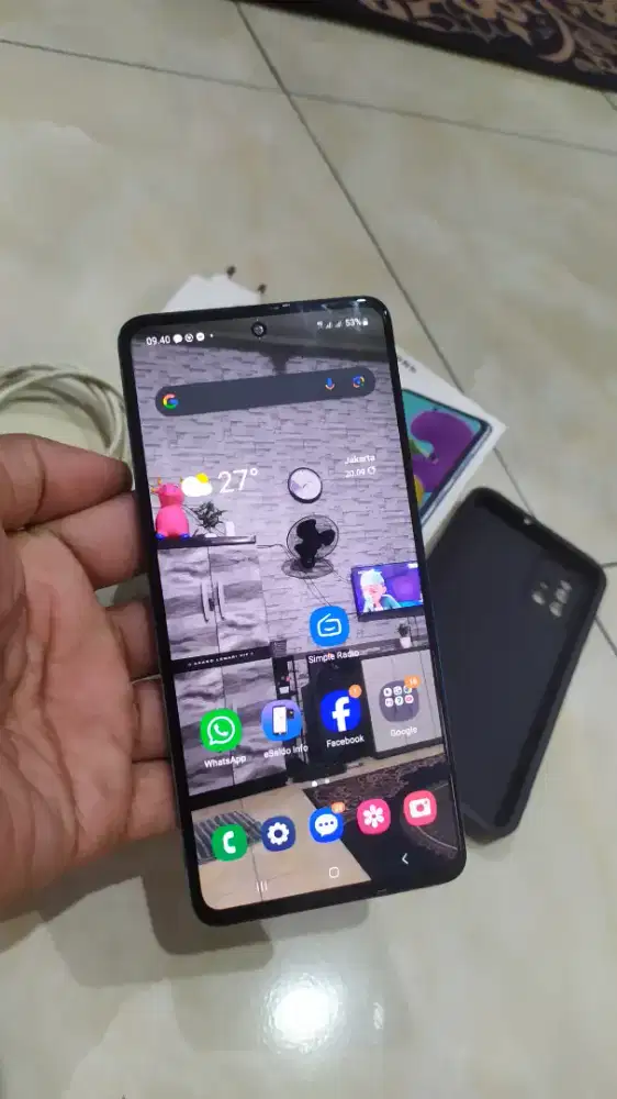 Samsung A51 Ram 6 / 128 Minus dikit