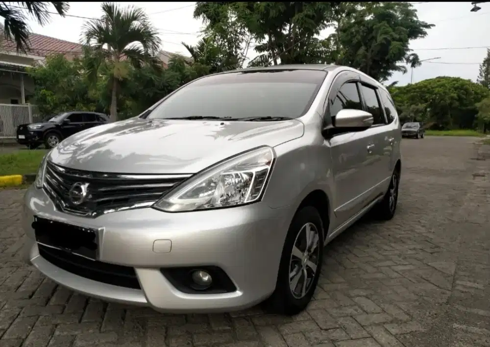 Grand Livina 2017 1.5XV Kondisi istimewa , KM asli