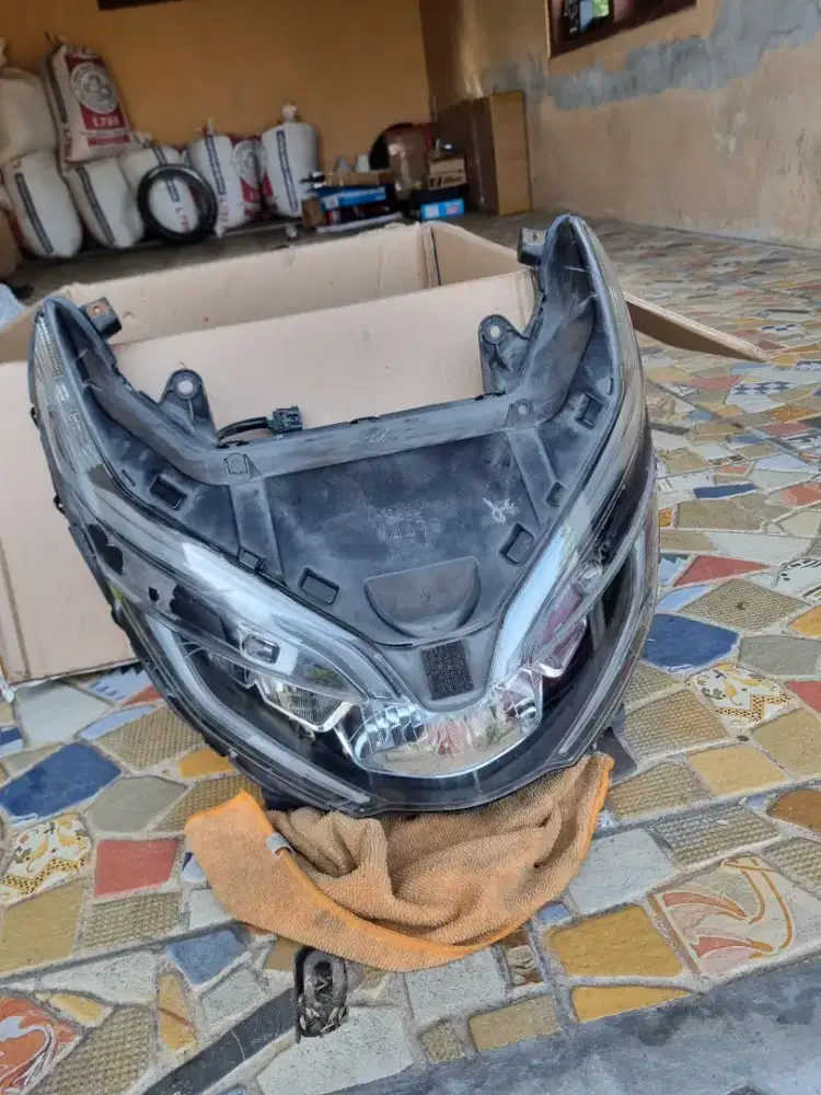 Reflektor pcx 150