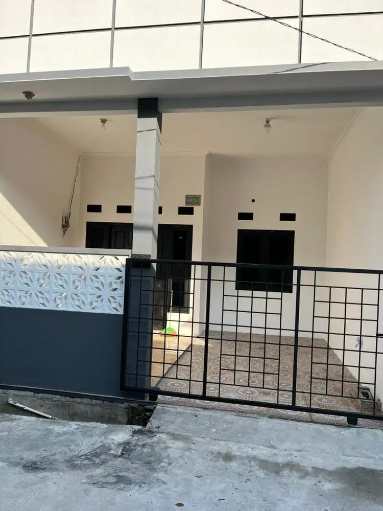 Di kontrakan 1 unit rumah kt 2 km 2 listrik token 2200