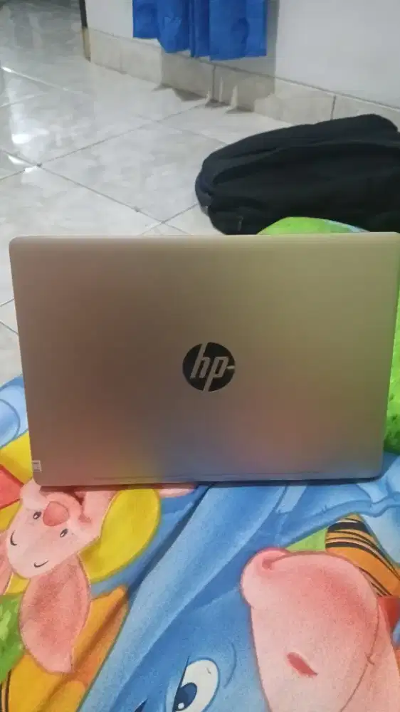 Lenovo eliteboox falio G1 laptop tipis premium