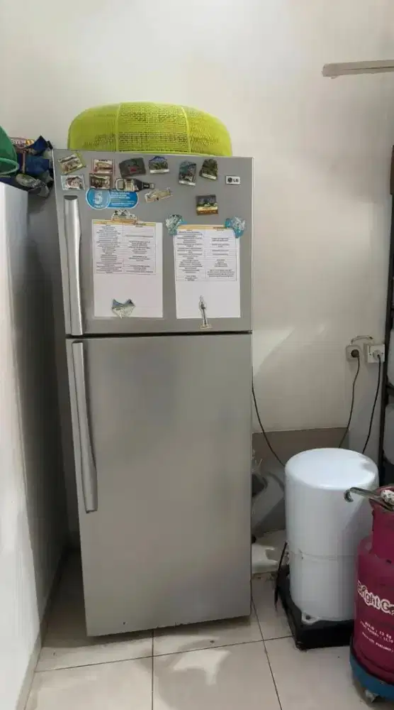 Kulkas LG 2 pintu Second Normal Orisinil