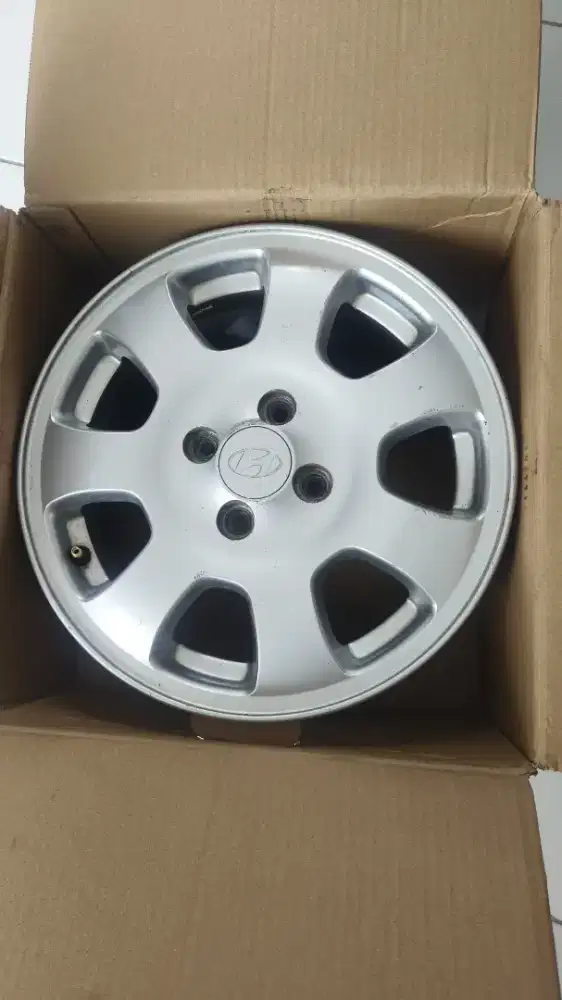 Pelk original hyundai avega