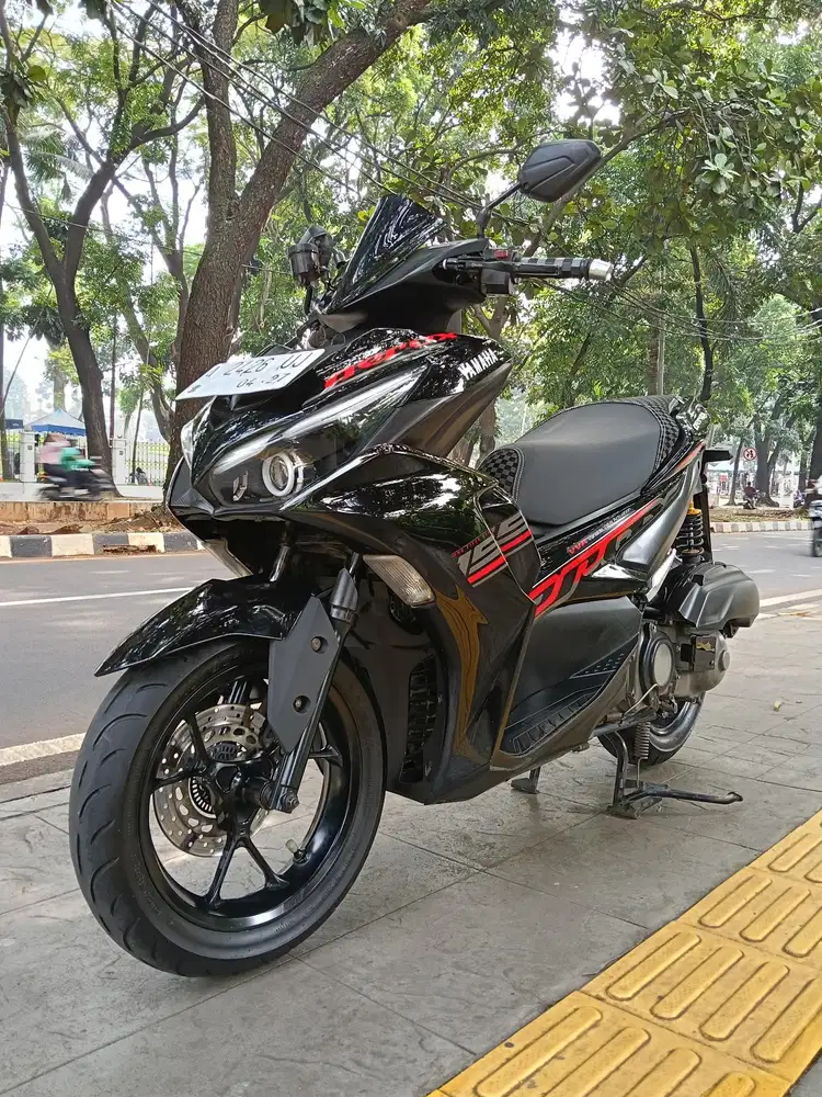 DIJUAL CASH NEW YAMAHA AEROX CONNECTED THN 2022 PJK OFF TELAT BULAN