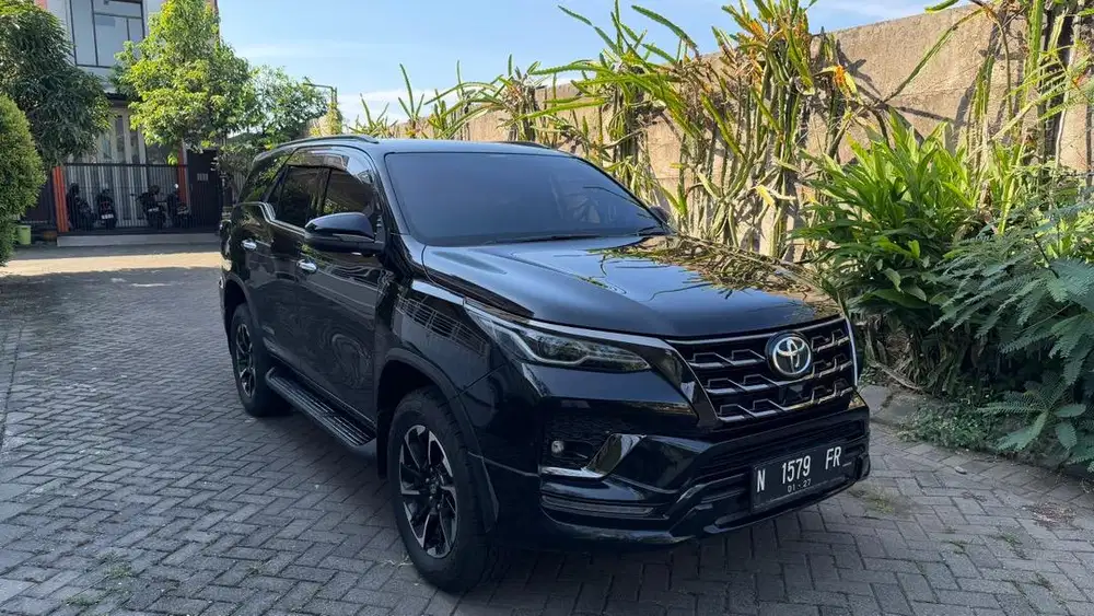 Fortuner GR 2.4 2022pmk