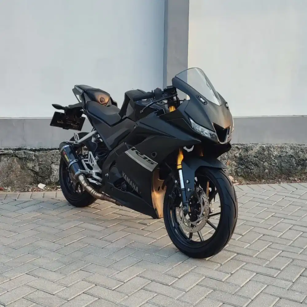 Yamaha R15 Special Edition Black