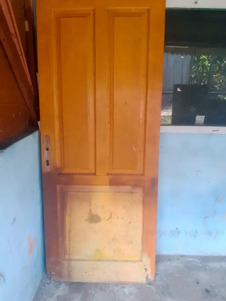DiJual Murah 1 Pintu Rumah Kayu Kamper DiJamin Kondisi Msh Bgs